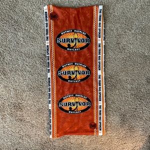 Survivor buff - perfect for an upcoming Halloween costume! Worn once.